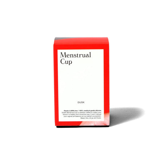 Menstruationskop fra dusk care uden kemikalier stående