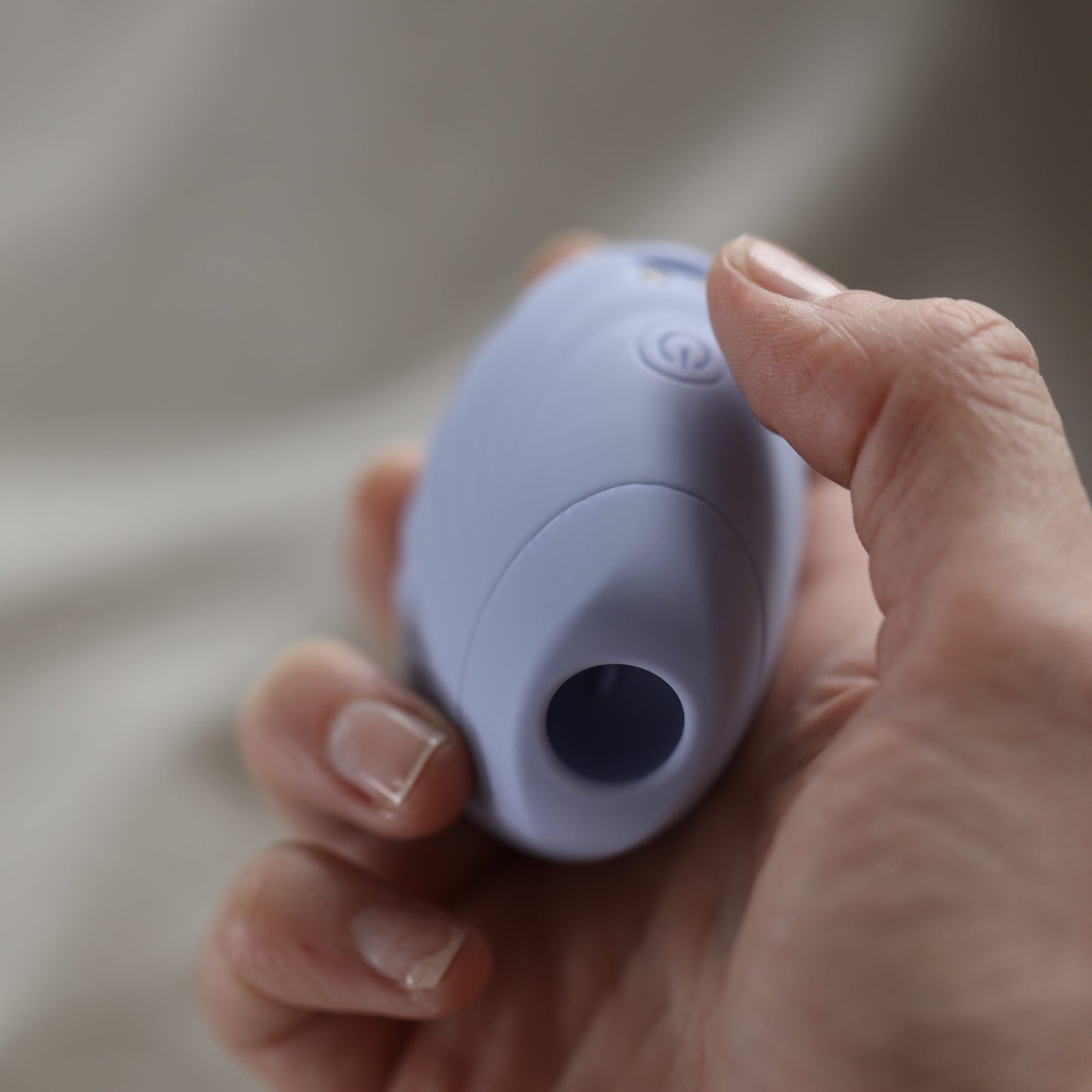 Clamy Clitoral Stimulator - Pulsating Pleasure | PEECH Peech Clamy Clitoral Stimulator - Pulsating Pleasure | PEECH Peech