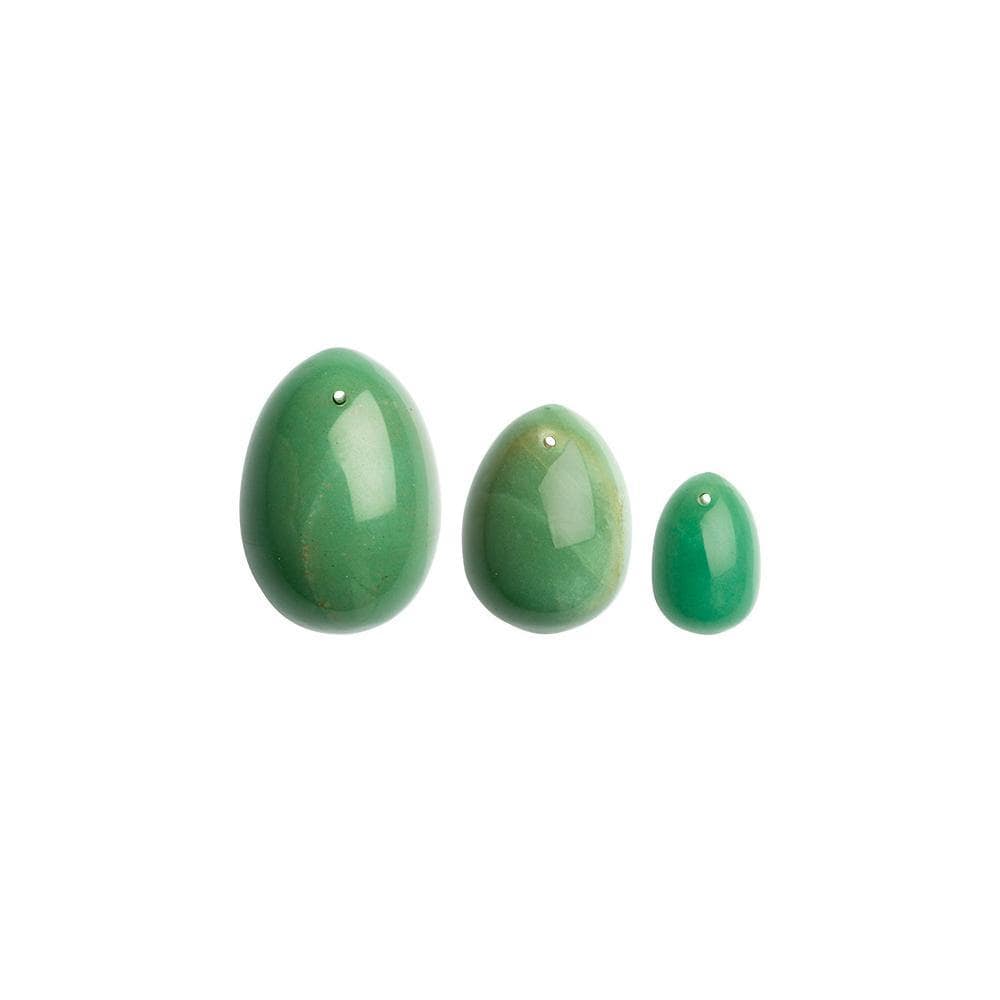 yoni æg 3 pakke i grøn sten på hvid baggrund